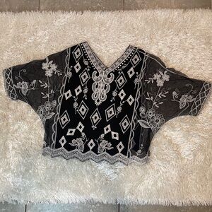 Ultra Pink Black Sheer Flowy Boho Top With Cream Embroidery Floral Size Medium